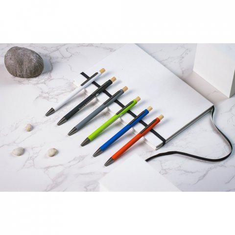 ZYLEN. Ballpoint pen in recycled aluminum (100% rAL), with rubber finish