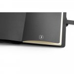 EMERGE A5 FOLDER II. A5 map in gerecycled polyester (100% rPET) 300D met draadloze oplader