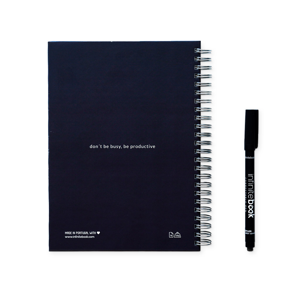 STARTER KIT INFINITE PLANNER A5. Il set include un "Infinity Diary", un kit di pulizia, un pennarello e un porta pennarello