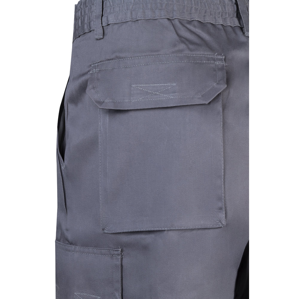 VL CHIONE. Bermuda in twill con diverse tasche (200g/m²), in cotone (35%) e poliestere (65%)