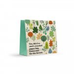 PAPERBAG SHOWCASE. Paperbag-utst&auml;llning - Blandade f&auml;rger