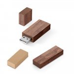 77711. Pamięć USB drewniana o pojemności do 128 GB