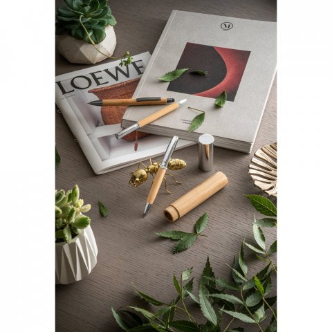 FUJI. &Sigma;&tau;&upsilon;&lambda;ό &alpha;&pi;ό &mu;&pi;&alpha;&mu;&pi;&omicron;ύ &kappa;&alpha;&iota; &mu;έ&tau;&alpha;&lambda;&lambda;&omicron; &mu;&epsilon; &theta;ή&kappa;&eta;