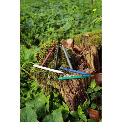 CLINT. &Sigma;&tau;&upsilon;&lambda;ό &mu;&epsilon; &mu;&pi;ί&lambda;&iota;&alpha; &alpha;&pi;ό &alpha;&nu;&alpha;&kappa;&upsilon;&kappa;&lambda;&omega;&mu;έ&nu;&omicron; &alpha;&lambda;&omicron;&upsilon;&mu;ί&nu;&iota;&omicron; (100% rAL) &mu;&epsilon; &phi;&iota;&nu;ί&rho;&iota;&sigma;&mu;&alpha; &alpha;&pi;ό &kappa;&alpha;&omicron;&upsilon;&tau;&sigma;&omicron;ύ&kappa;