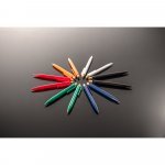 ZARA. Рециклирана химикалка от ABS (100% rABS) с бамбуков бутонът