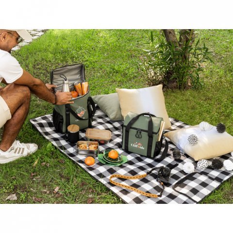 ROMA M. Vadderad kylv&auml;ska i &aring;tervunnen polyester 600D ripstop 11 L