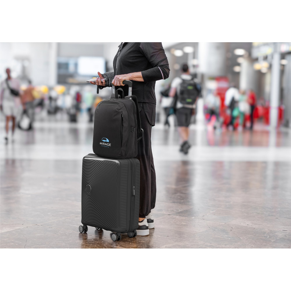 UDINE. Zaino con scomparto apribile completamente in poliestere riciclato 300D ad alta densità 16"