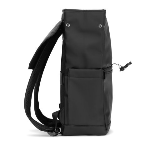 AZORES BAG. Zaino per laptop (16") in PU, con patta che copre tutti gli scomparti - Nero