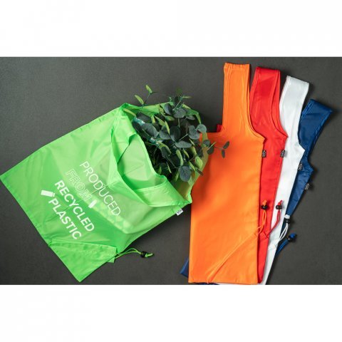 BEIRA. 190T &aring;tervunnen polyester (100% rPET) ihop f&auml;llbar v&auml;ska