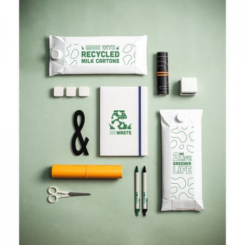 MILKY. Caiet A5 cu copertă rigidă din h&acirc;rtie 100% reciclată