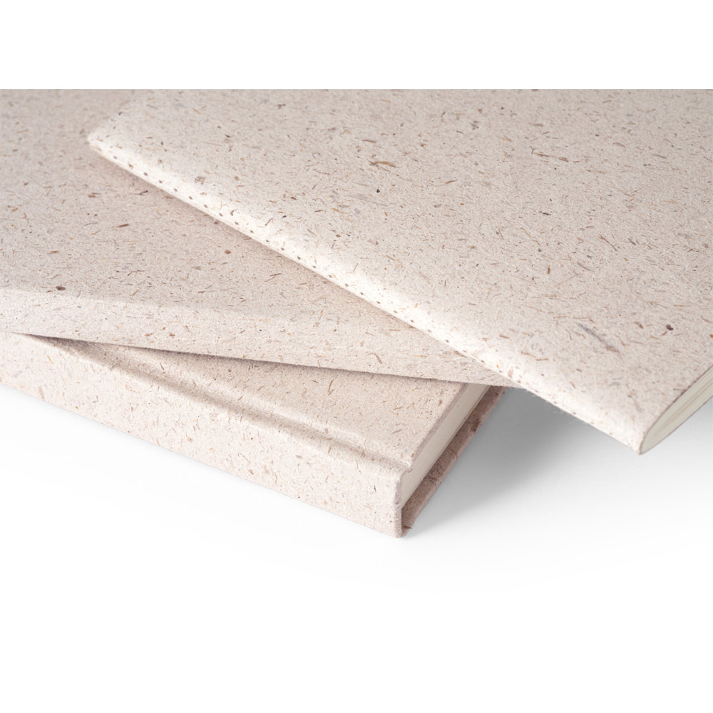 ORGANIC SEMI-RIGID. Block notes A5 con copertina semirigida fabbricata tramite materia organica degli elefanti (80%)