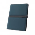 SANDERSON FOLDER. A4 map in PU (50% gerecycled) met magnetische sluiting en notitieblok met gelinieerde pagina's - Blauw