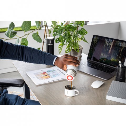 COMANECI. Двустенна бутилка от неръждаема стомана (90% рециклирана) с матово покритие 490 мл