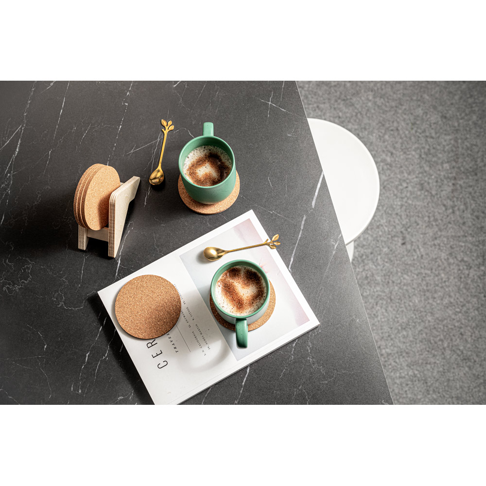 PLYCORK. Supporto in compensato con 6 sottobicchieri in sughero