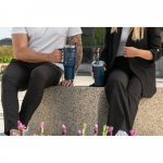 JOYNER M. Компактна чаша за пътуване от неръждаема стомана (91% рециклирана) с вакуумно изолирана двойна стена и матово покритие 600 мл