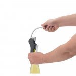 LAGREIN. Тирбушон от ABS и цинк с автоматичен лост за лесно отваряне - черно