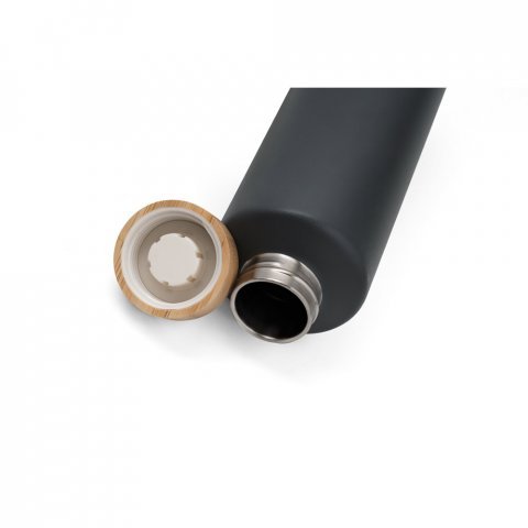 NORRE BOTTLE. Sticlă de vid din oțel inoxidabil (36% reciclată) cu perete dublu 640 mL - Negru