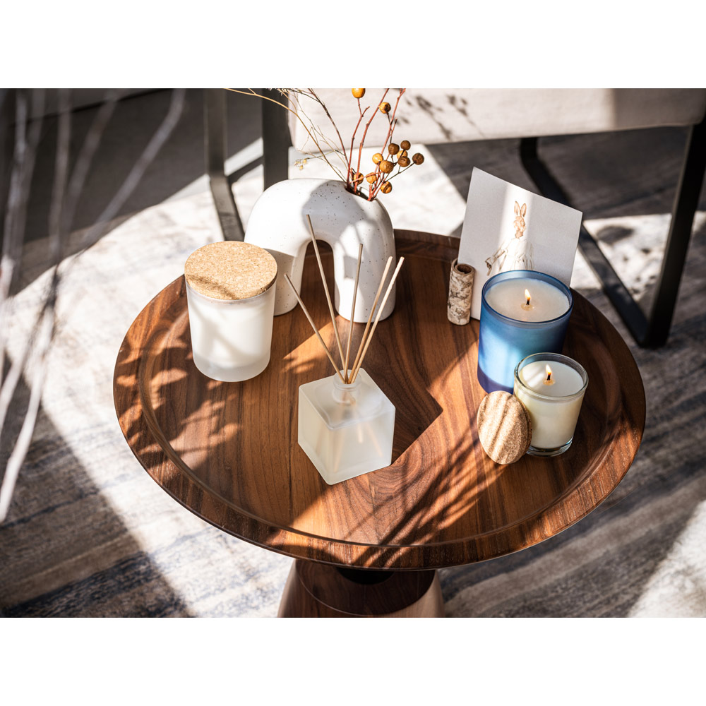 DUVAL. Candela profumata in bicchiere di vetro con coperchio in sughero 180 g