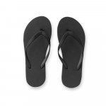 MAUPITI L / XL. Comfortabele slippers met EVA-zolen en PVC-bandjes - Zwart