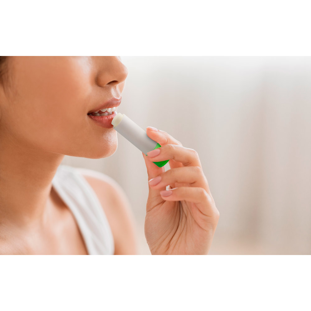 JOLIE VEGAN. Balsamo per le labbra vegano, in ABS riciclato (rABS) e PP con aroma alla vaniglia