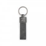 VAUGHN. Gaves&aelig;t best&aring;ende af kortholder og n&oslash;glering, begge produceret i metal og genanvendt polyester (30 % rPET) - M&oslash;rkegr&aring;