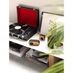 TILLY. Draagbare 3W luidspreker met 5 uur autonomie op bamboe en gerecycled ABS (100% rABS)