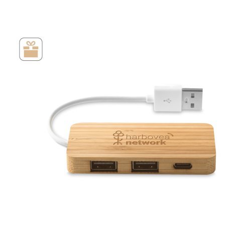 MOSER. HUB with 2 USB-A and 1 USB-C ports in bamboo