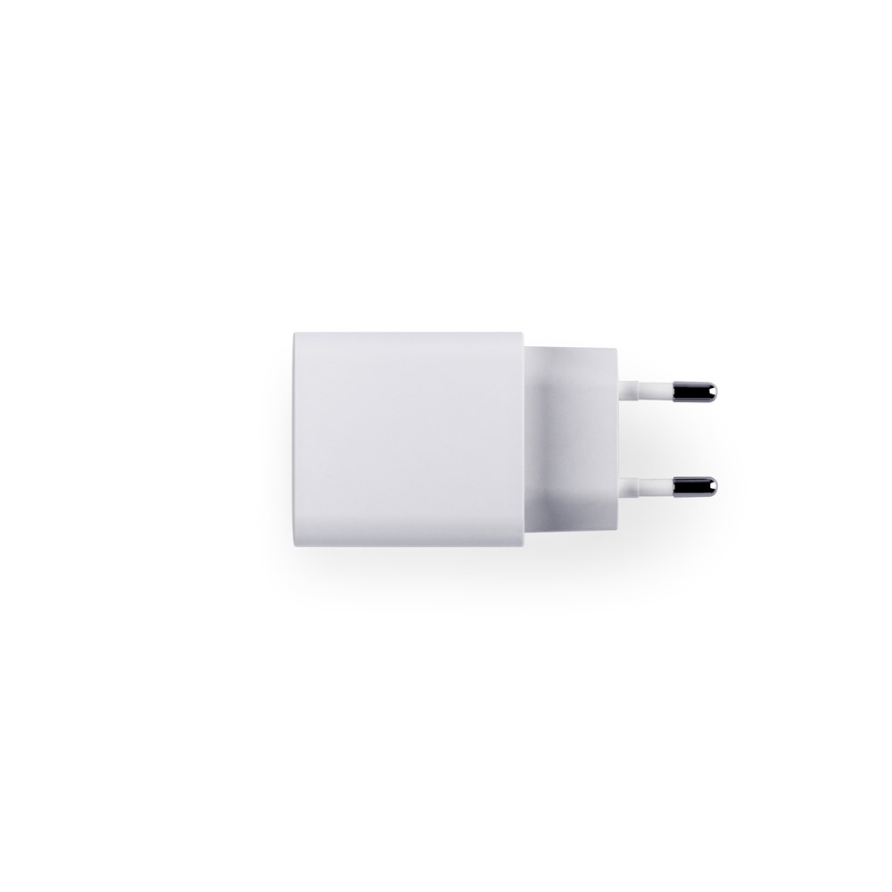 WEGENER. Adattatore di corrente con porta USB-A 18W e porta USB-C 20W in ABS riciclato (100% rABS)