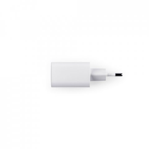 WEGENER. &Pi;&rho;&omicron;&sigma;&alpha;&rho;&mu;&omicron;&gamma;έ&alpha;&sigmaf; &rho;&epsilon;ύ&mu;&alpha;&tau;&omicron;&sigmaf; &mu;&epsilon; &theta;ύ&rho;&alpha; USB-A 18W &kappa;&alpha;&iota; USB-C 20W &sigma;&epsilon; &alpha;&nu;&alpha;&kappa;&upsilon;&kappa;&lambda;&omega;&mu;έ&nu;&omicron; ABS (100% rABS) - &Lambda;&epsilon;&upsilon;&kappa;ό