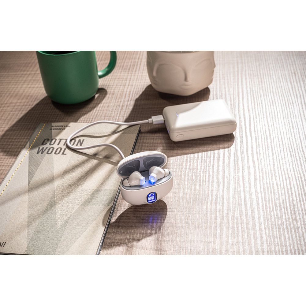 CAETANO. Auricolari wireless con 4 ore di autonomia in ABS riciclato (100% rABS)