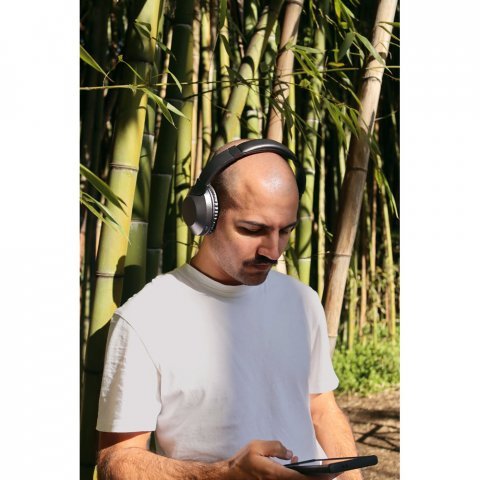 HENDRIX. &Alpha;&nu;&alpha;&delta;&iota;&pi;&lambda;&omicron;ύ&mu;&epsilon;&nu;&alpha; &alpha;&sigma;ύ&rho;&mu;&alpha;&tau;&alpha; &alpha;&kappa;&omicron;&upsilon;&sigma;&tau;&iota;&kappa;ά &mu;&epsilon; 20 ώ&rho;&epsilon;&sigmaf; &delta;&iota;ά&rho;&kappa;&epsilon;&iota;&alpha; &zeta;&omega;ή&sigmaf; &mu;&pi;&alpha;&tau;&alpha;&rho;ί&alpha;&sigmaf; &alpha;&pi;ό &alpha;&nu;&alpha;&kappa;&upsilon;&kappa;&lambda;&omega;&mu;έ&nu;&omicron; ABS (100% rABS)