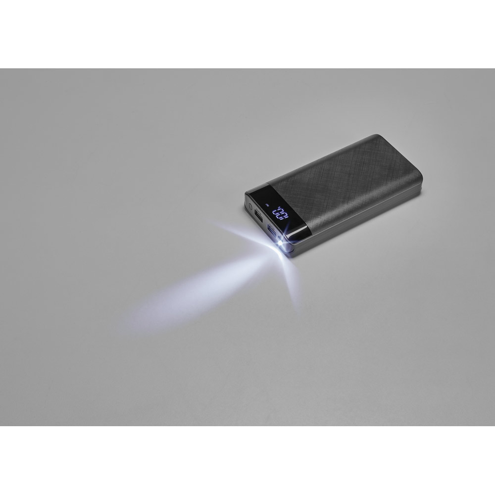 RAMAN. Banca di energia da 16'000 mAh con display in ABS