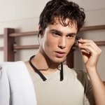 HEARKEEN. ABS &kappa;&alpha;&iota; &alpha;&kappa;&omicron;&upsilon;&sigma;&tau;&iota;&kappa;ά &sigma;&iota;&lambda;&iota;&kappa;ό&nu;&eta;&sigmaf;  90 mAh - &Mu;&alpha;ύ&rho;&omicron;