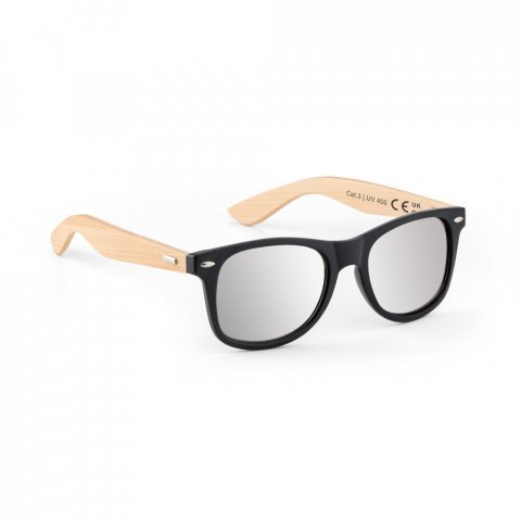 VARADERO. PP &kappa;&alpha;&iota; &gamma;&upsilon;&alpha;&lambda;&iota;ά &eta;&lambda;ί&omicron;&upsilon; &alpha;&pi;ό &mu;&pi;&alpha;&mu;&pi;&omicron;ύ - &Mu;&alpha;ύ&rho;&omicron;