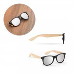 VARADERO. PP &kappa;&alpha;&iota; &gamma;&upsilon;&alpha;&lambda;&iota;ά &eta;&lambda;ί&omicron;&upsilon; &alpha;&pi;ό &mu;&pi;&alpha;&mu;&pi;&omicron;ύ