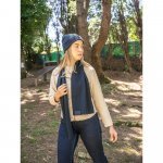 SERENITY. Cachecol em poli&eacute;ster reciclado (100% rPET) com um detalhe costurado para personaliza&ccedil;&atilde;o