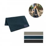 SERENITY. Cachecol em poli&eacute;ster reciclado (100% rPET) com um detalhe costurado para personaliza&ccedil;&atilde;o