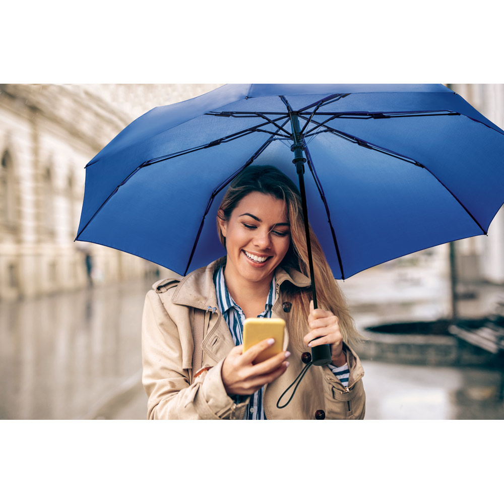 TOMAS. Ombrello pieghevole in poliestere 190T con apertura automatica