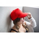 BENEDICT. Bon&eacute; em poli&eacute;ster reciclado (100% rPET)