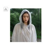 SANDRA. Poncho imperme&aacute;vel