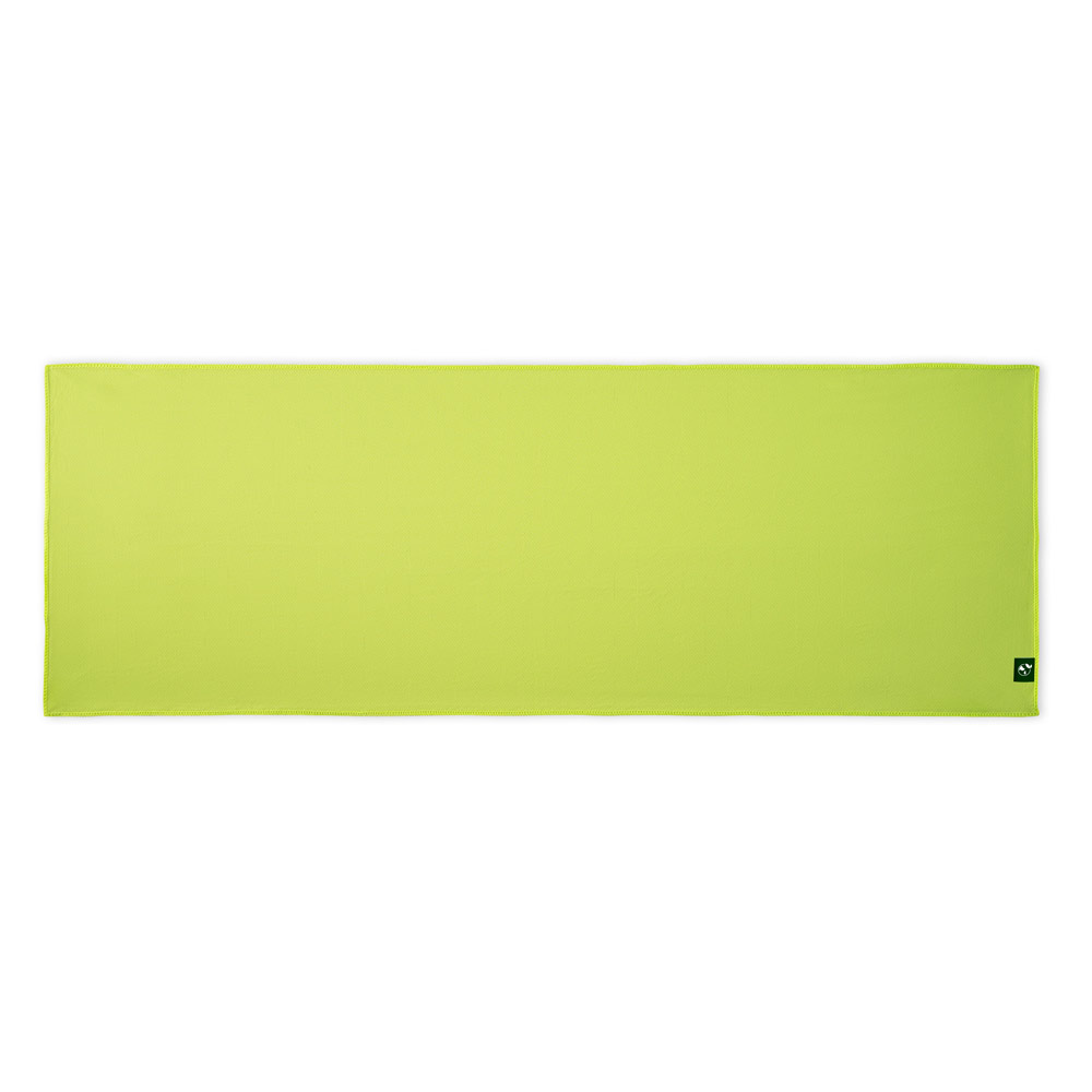 BERNAL. Asciugamano per sport rinfrescante in poliestere riciclato (100% rPET) con custodia in TNT